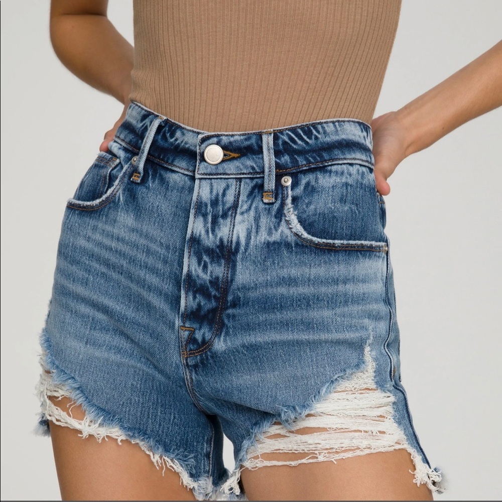 Size 4 Good American Bombshell Jean Shorts